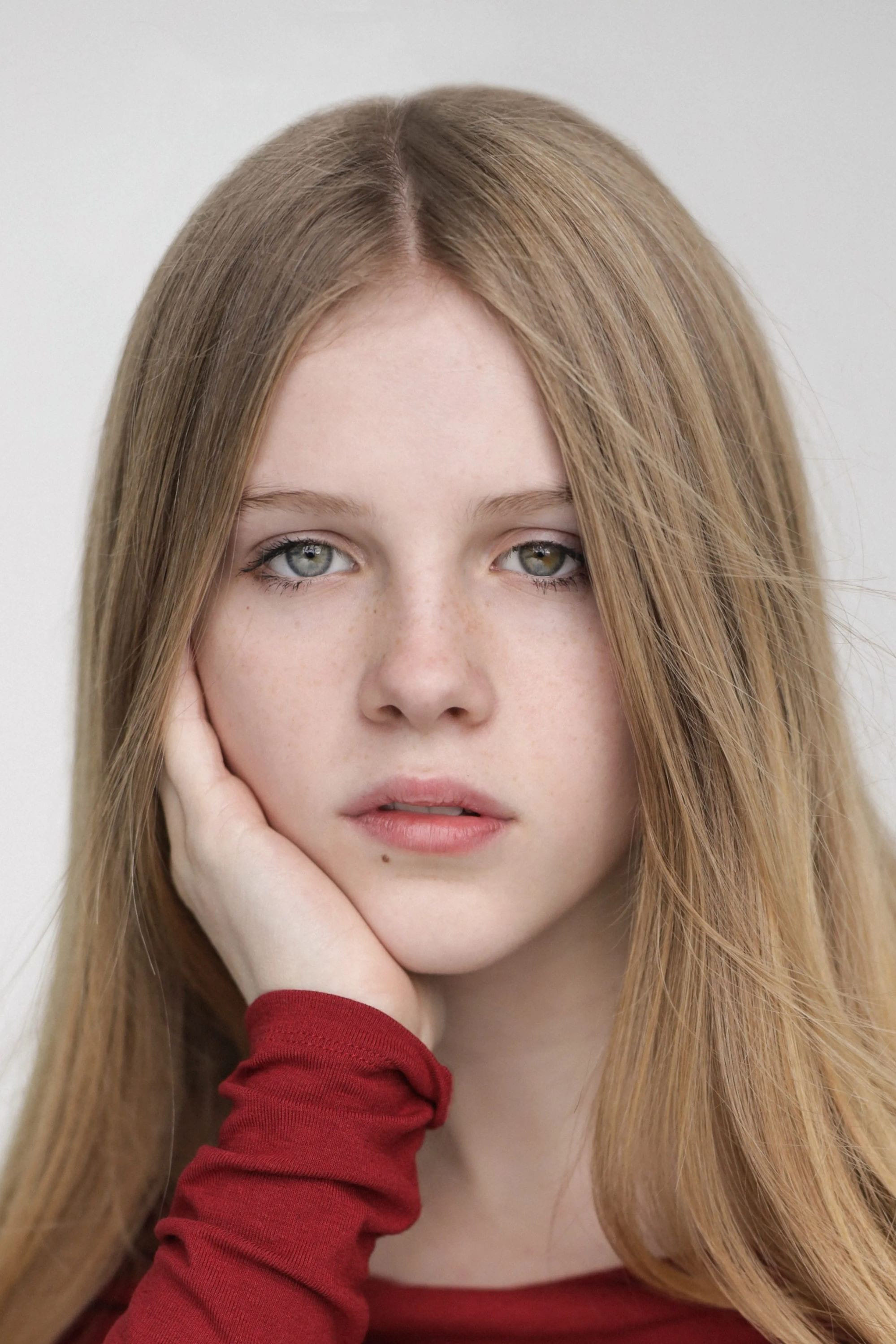 Alyla Browne